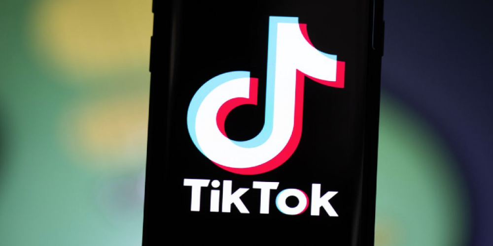 The New TikTok Seller App Enables Online Store Management
