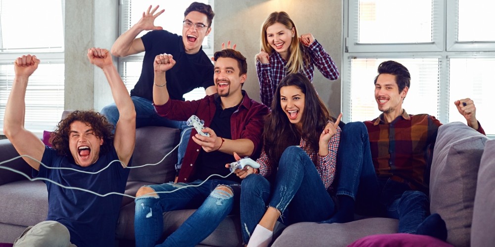 friends-playing-video-games